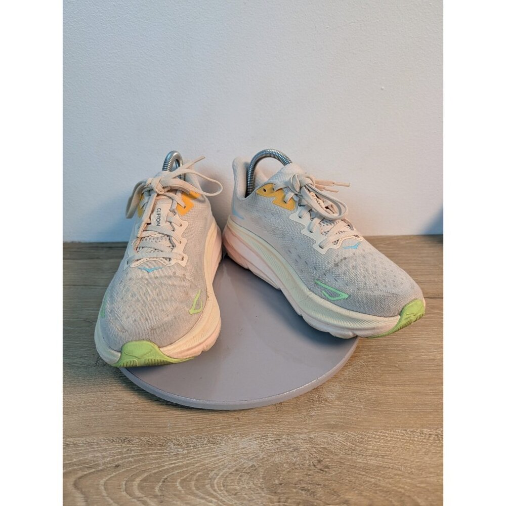 Hoka One One Clifton 9 Women's Size Size 8 B Running Shoes Sneakers 1127896VLS